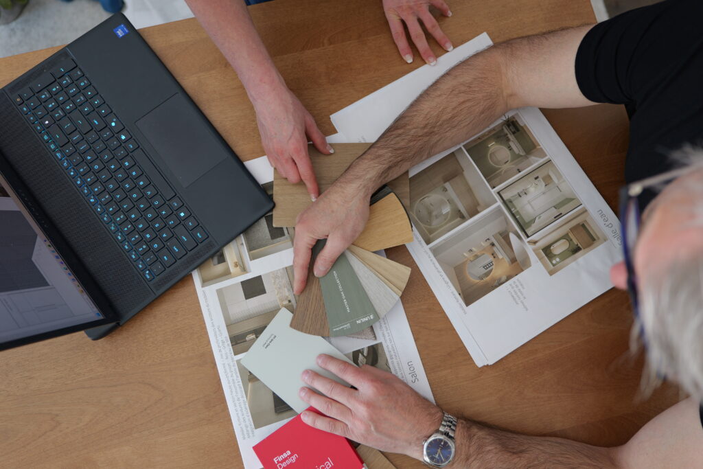 Odaxio – Extensive selection of colors and materials: custom design and planning.